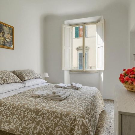 Appartamento Nel Cuore Di Firenze + Wifi+Aria Condizionata +Netflix ภายนอก รูปภาพ