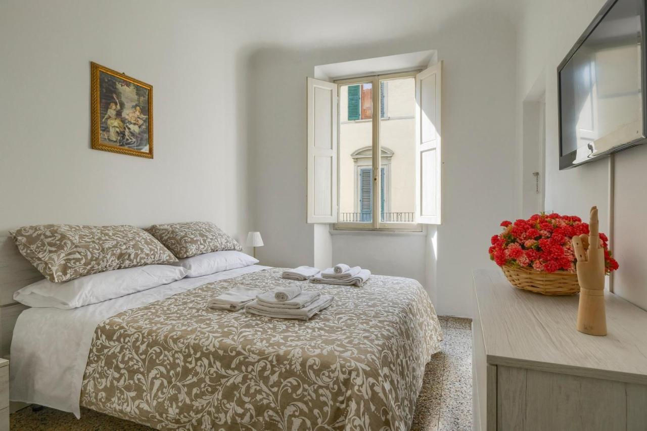 Appartamento Nel Cuore Di Firenze + Wifi+Aria Condizionata +Netflix ภายนอก รูปภาพ