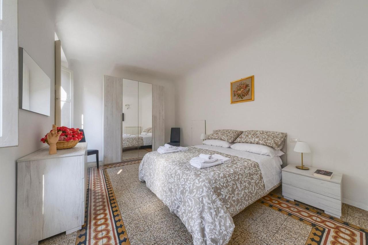 Appartamento Nel Cuore Di Firenze + Wifi+Aria Condizionata +Netflix ภายนอก รูปภาพ