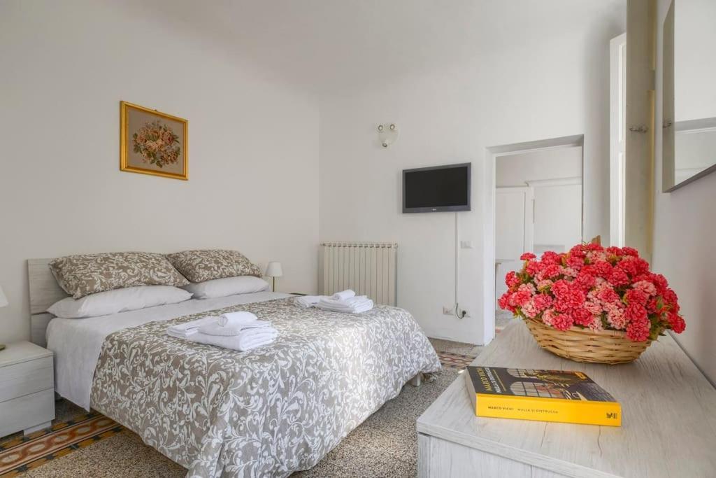 Appartamento Nel Cuore Di Firenze + Wifi+Aria Condizionata +Netflix ภายนอก รูปภาพ